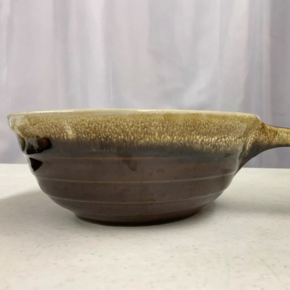 USA Maple leaf Stoneware Cookware Brown Cream with handle 12" x 8 1/2' x 3 1/2"